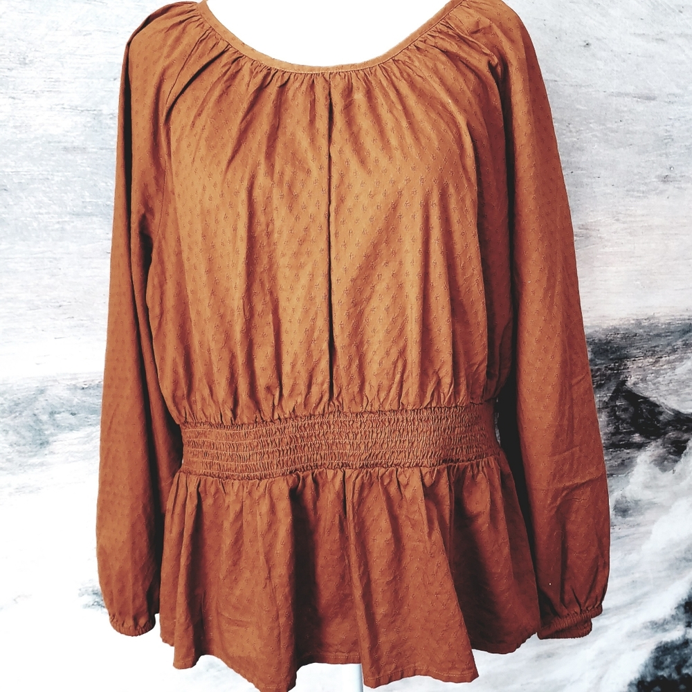 Women's Universal Thread rust colored peasant blouse XL